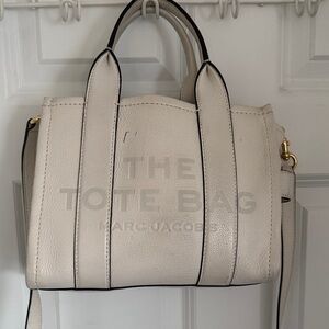 Marc Jacobs White Pebbled Leather The Tote Bag